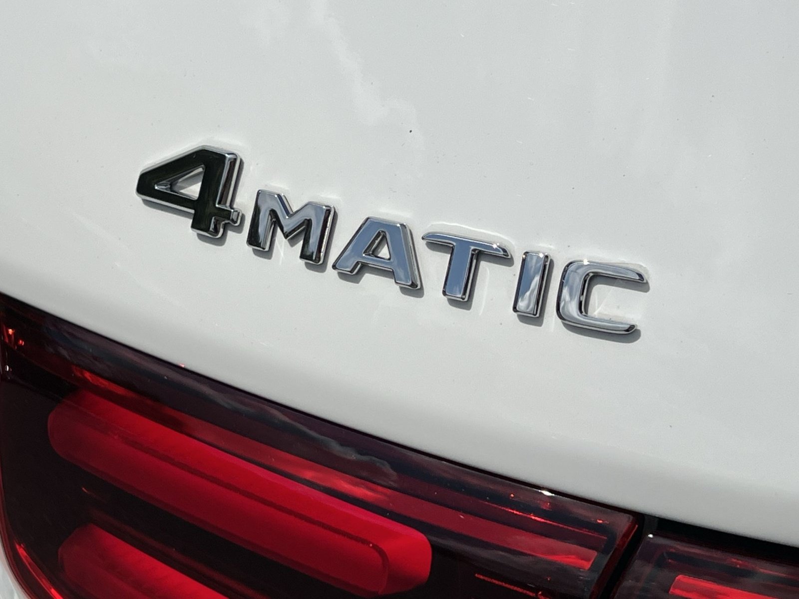 Used 2026 Mercedes-Benz GLB 250 4MATIC image 35