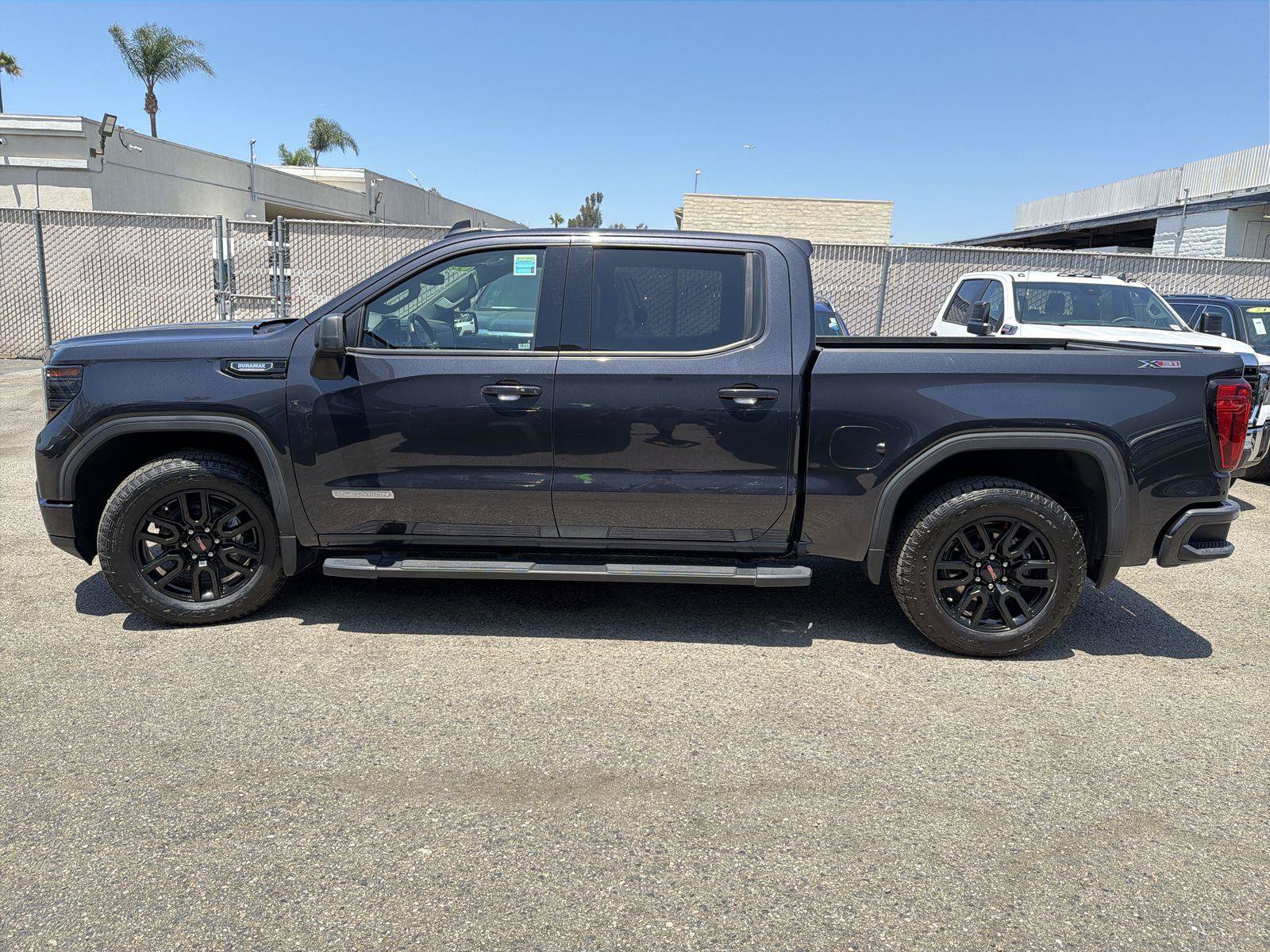 Used 2024 GMC Sierra 1500 Elevation AWD/4WD image 8