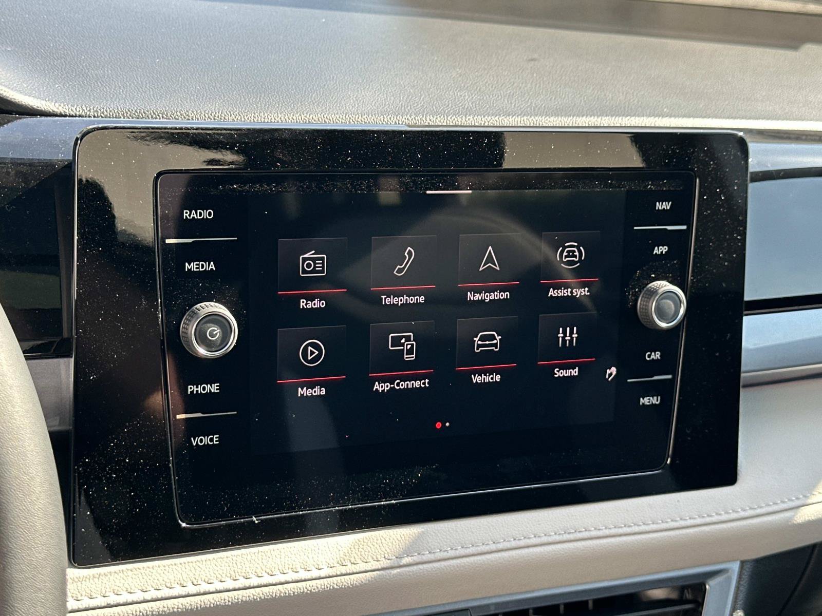 New 2027 Volkswagen Taos SEL AWD/4WD image 12