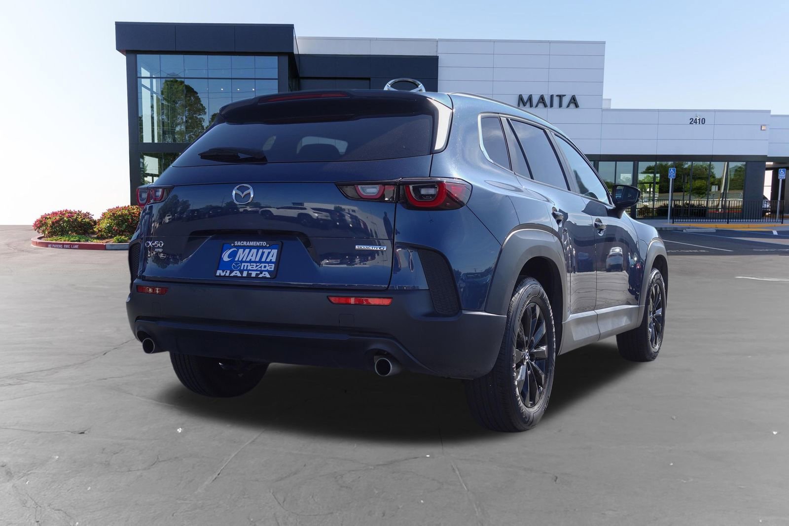 Used 2025 MAZDA CX-50 AWD 2.5 S w/ Premium Package image 4