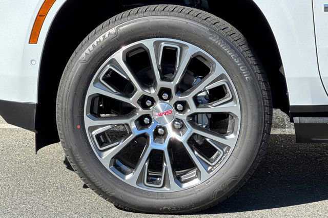 New 2026 GMC Yukon XL Denali image 28