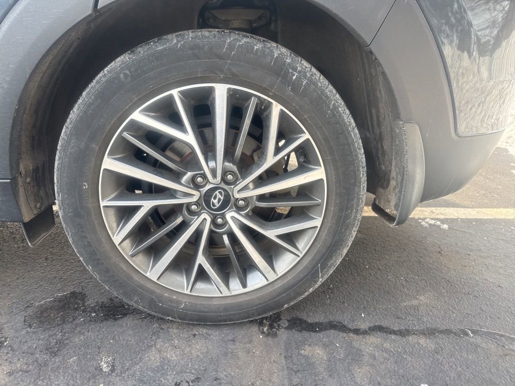 Used 2019 Hyundai Tucson Ultimate w/ Cargo Package image 43