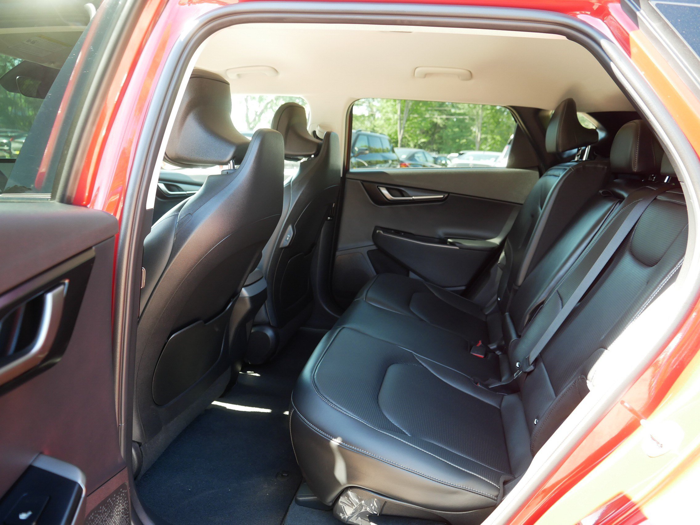 Certified 2025 Kia EV6 Wind AWD/4WD image 35