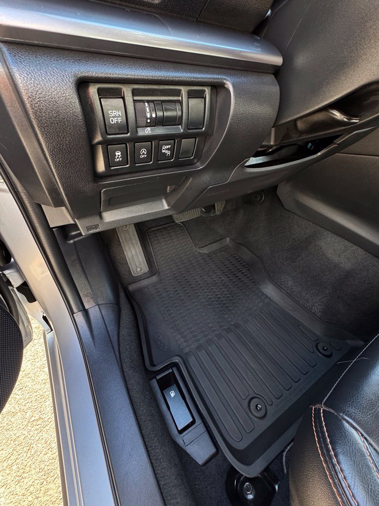 Certified 2022 Subaru Crosstrek 2.5i Limited w/ Moonroof Package 1 AWD/4WD image 17