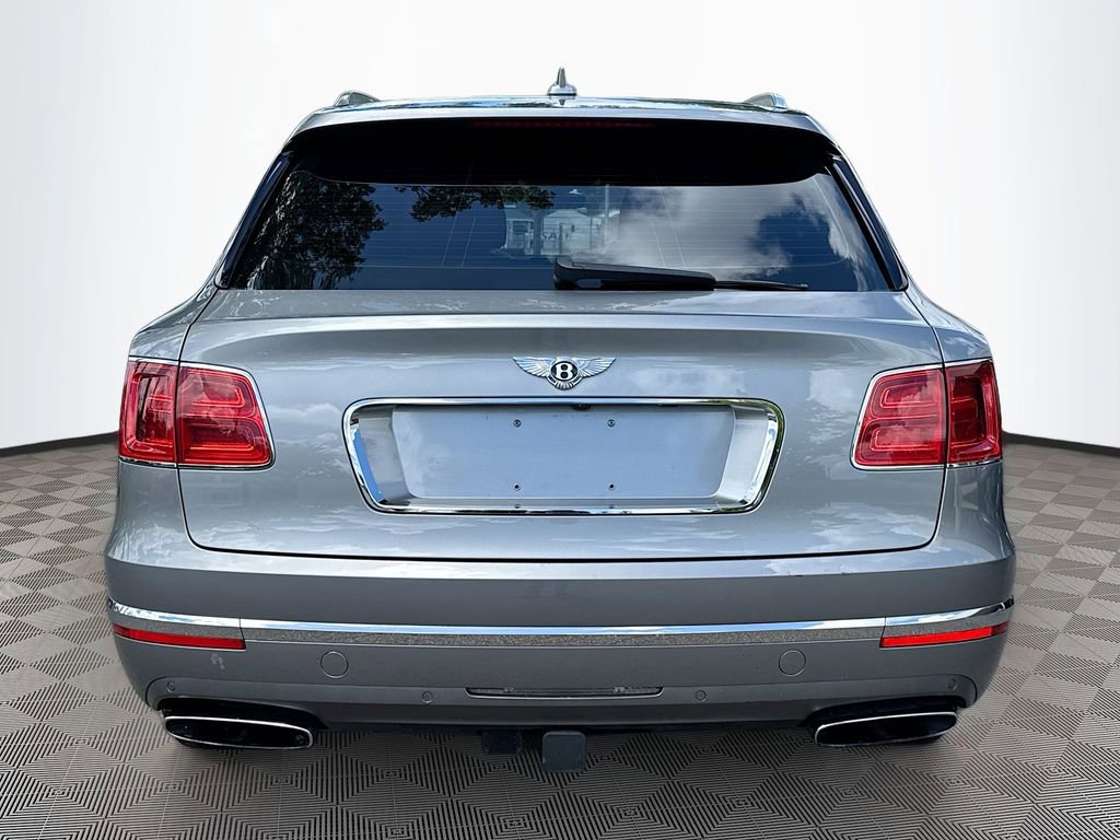 Used 2018 Bentley Bentayga Activity image 7