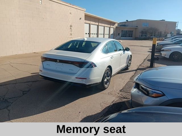 Used 2025 Honda Accord EX-L image 4