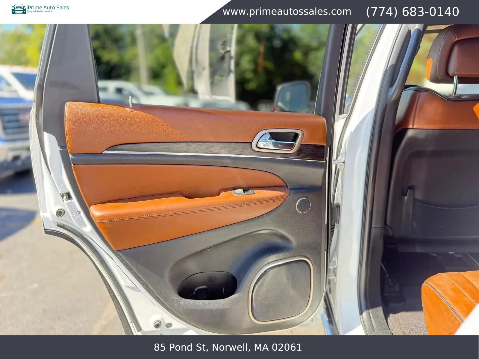 Used 2017 Jeep Grand Cherokee Summit AWD/4WD image 30