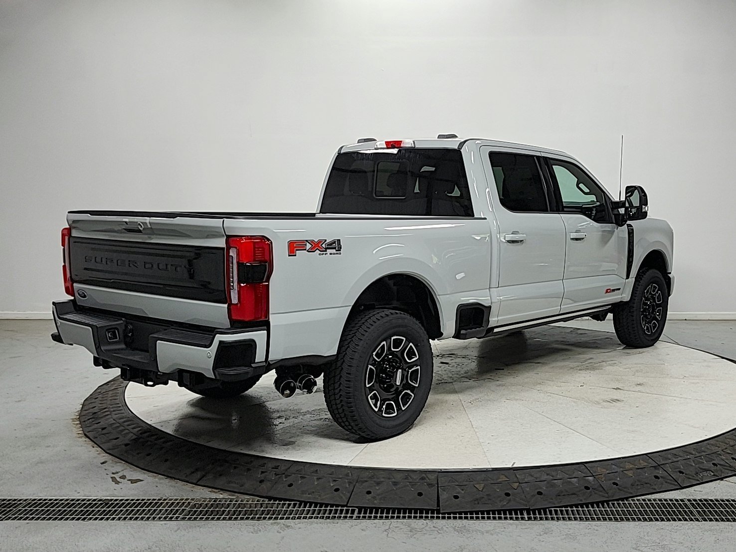 New 2026 Ford F250 Platinum AWD/4WD image 12