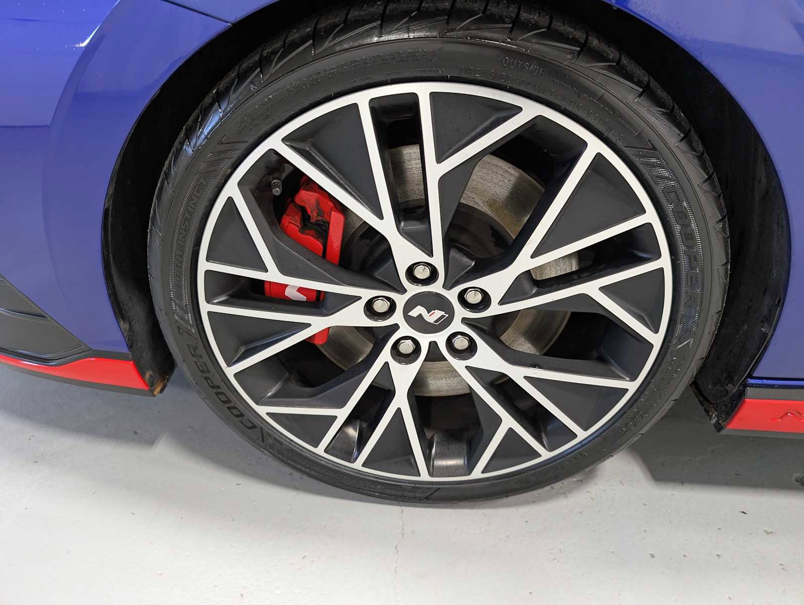 Used 2023 Hyundai Elantra N image 3