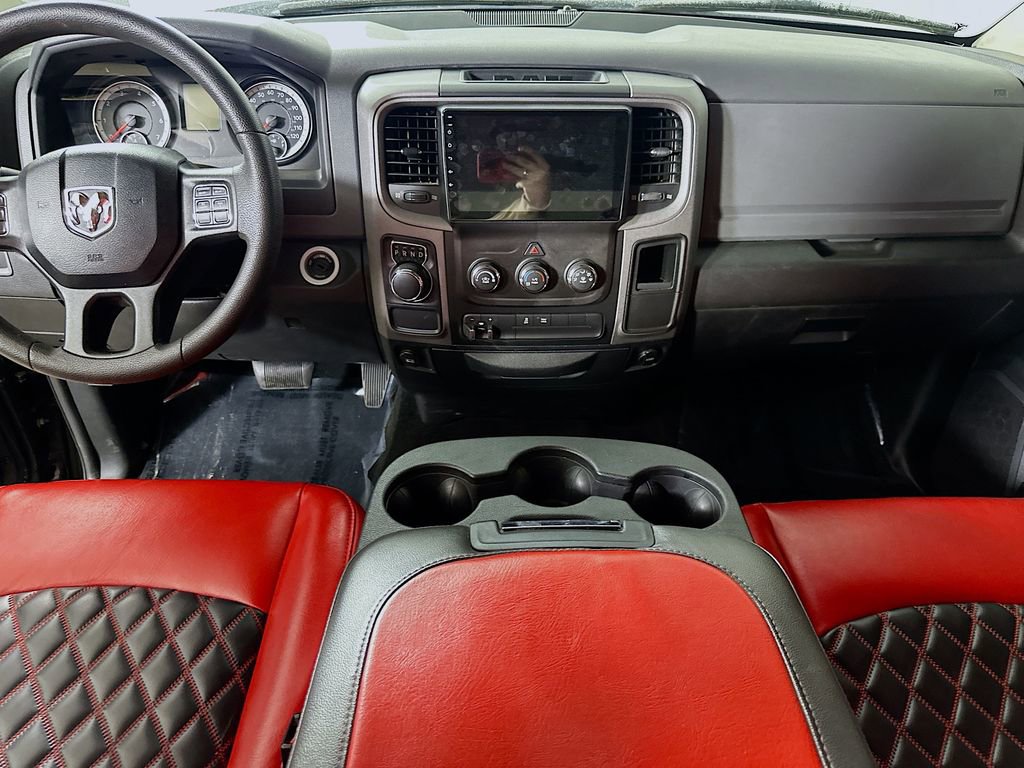 Used 2016 RAM 1500 Express RWD image 18
