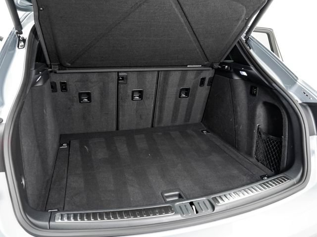 Certified 2022 Porsche Macan S AWD/4WD image 27