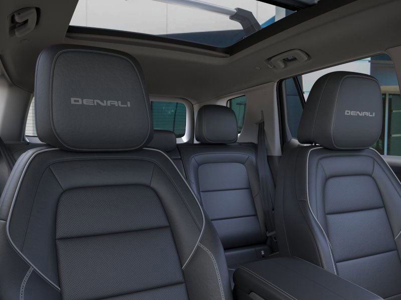 New 2026 GMC Terrain Denali w/ LPO, Black Badging Package image 24