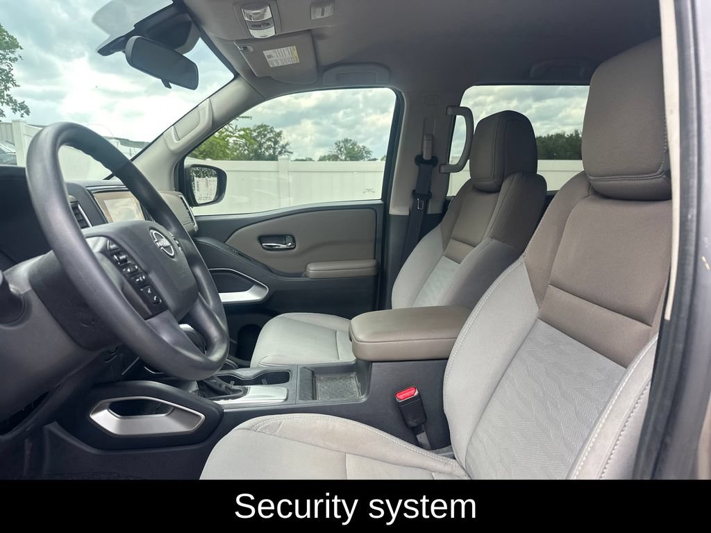 Used 2022 Nissan Frontier SV AWD/4WD image 11