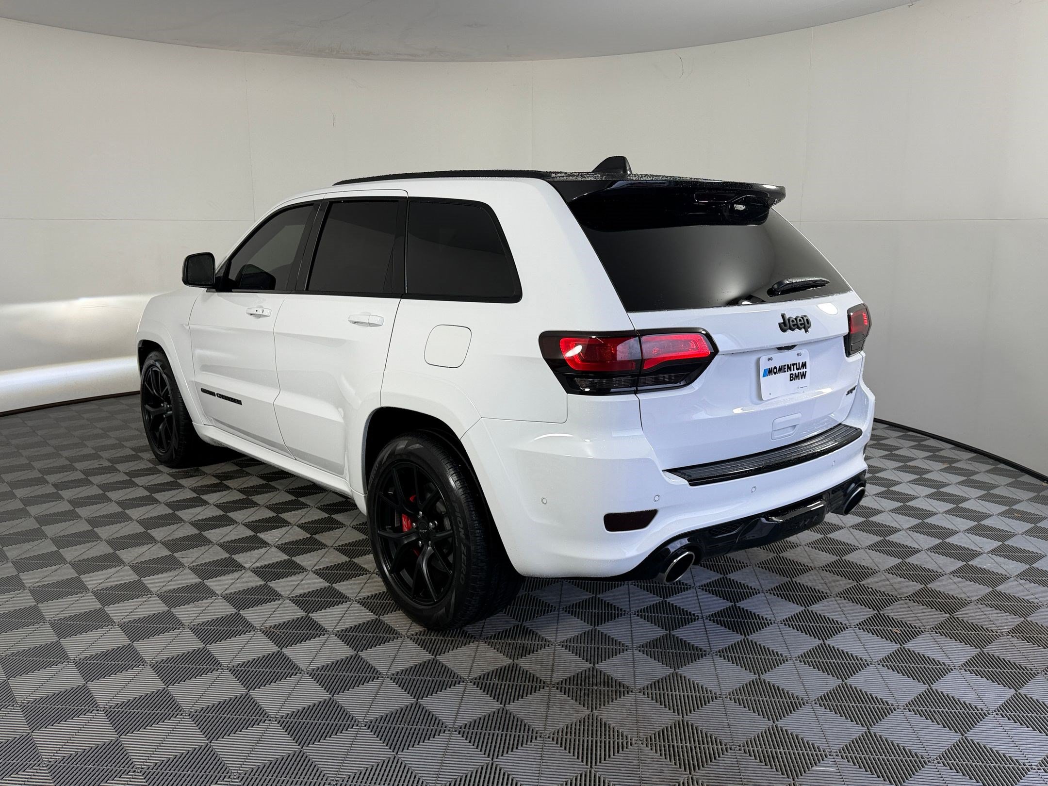 Used 2021 Jeep Grand Cherokee SRT w/ Trailer Tow Group IV AWD/4WD image 3