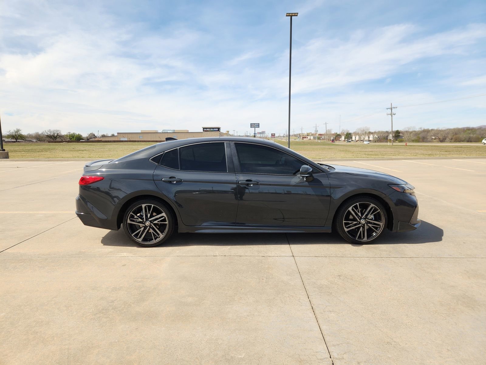 Used 2025 Toyota Camry XSE w/ Premium Package image 7