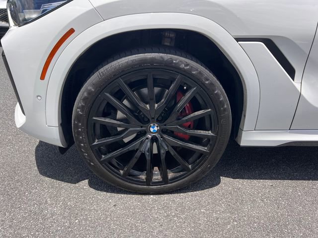 Used 2022 BMW X6 xDrive40i w/ M Sport Package AWD/4WD image 38