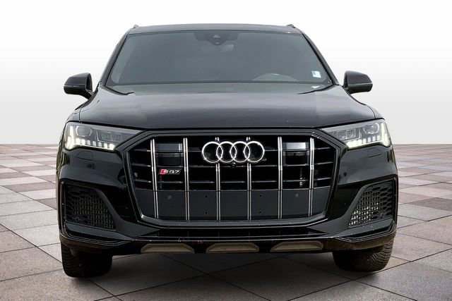 Used 2023 Audi SQ7 Premium Plus w/ Executive Package image 3