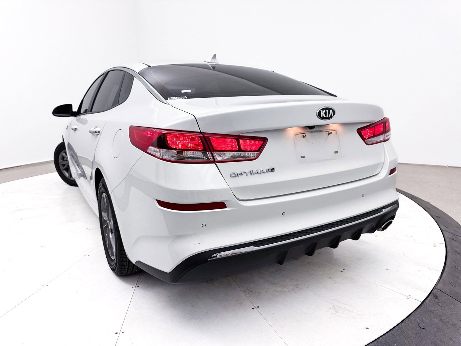 Used 2020 Kia Optima LX image 6