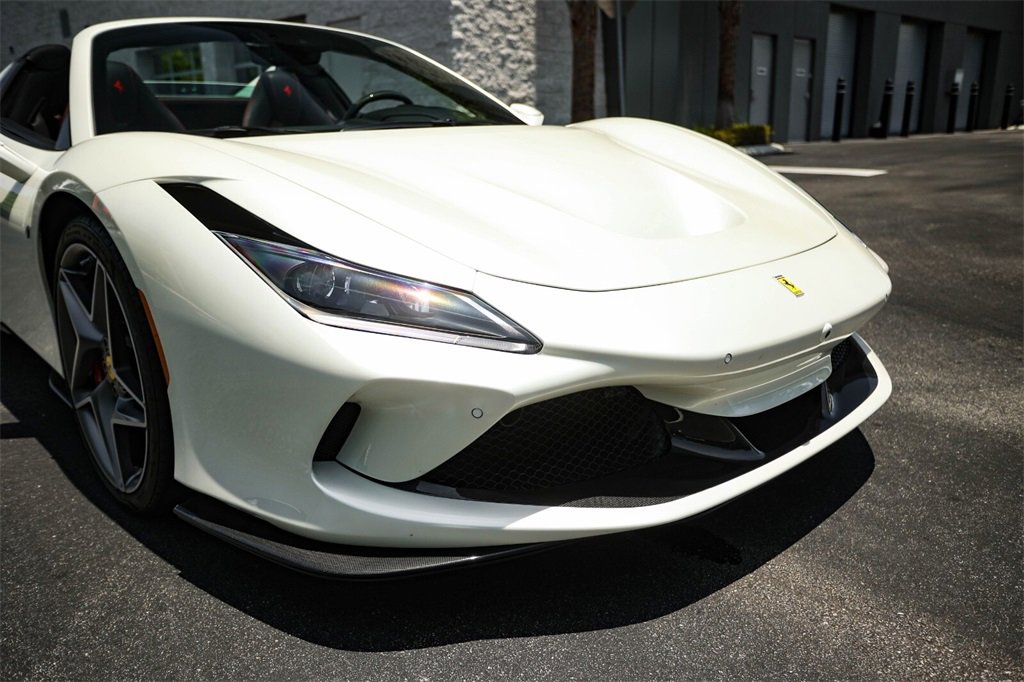 Certified 2022 Ferrari F8 Tributo image 12