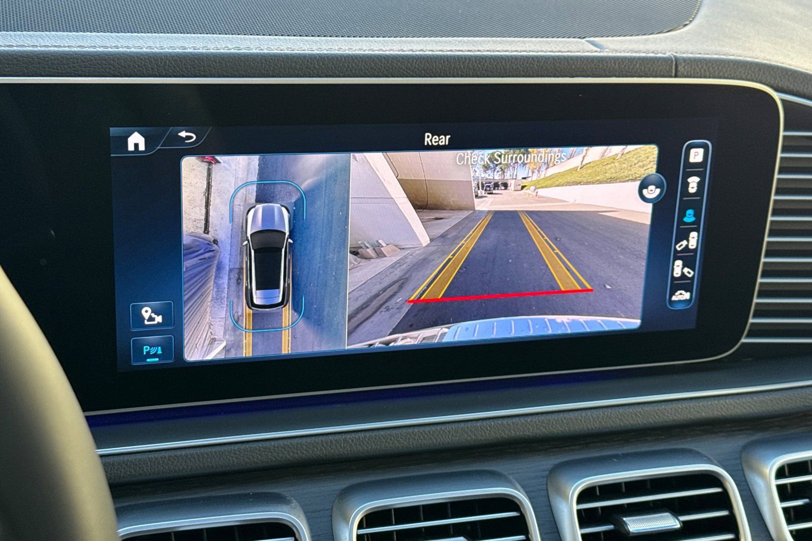 Used 2024 Mercedes-Benz GLE 350 4MATIC image 16