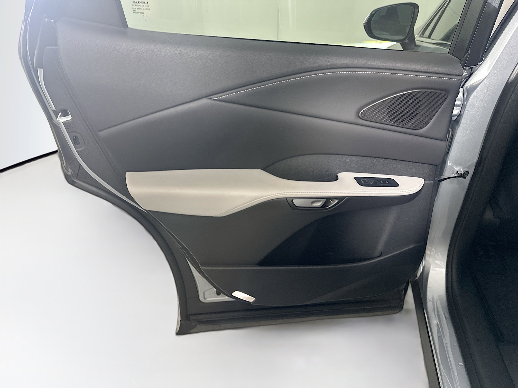 Used 2023 Lexus RX 350 Premium w/ Accessory Package (Z1) image 27