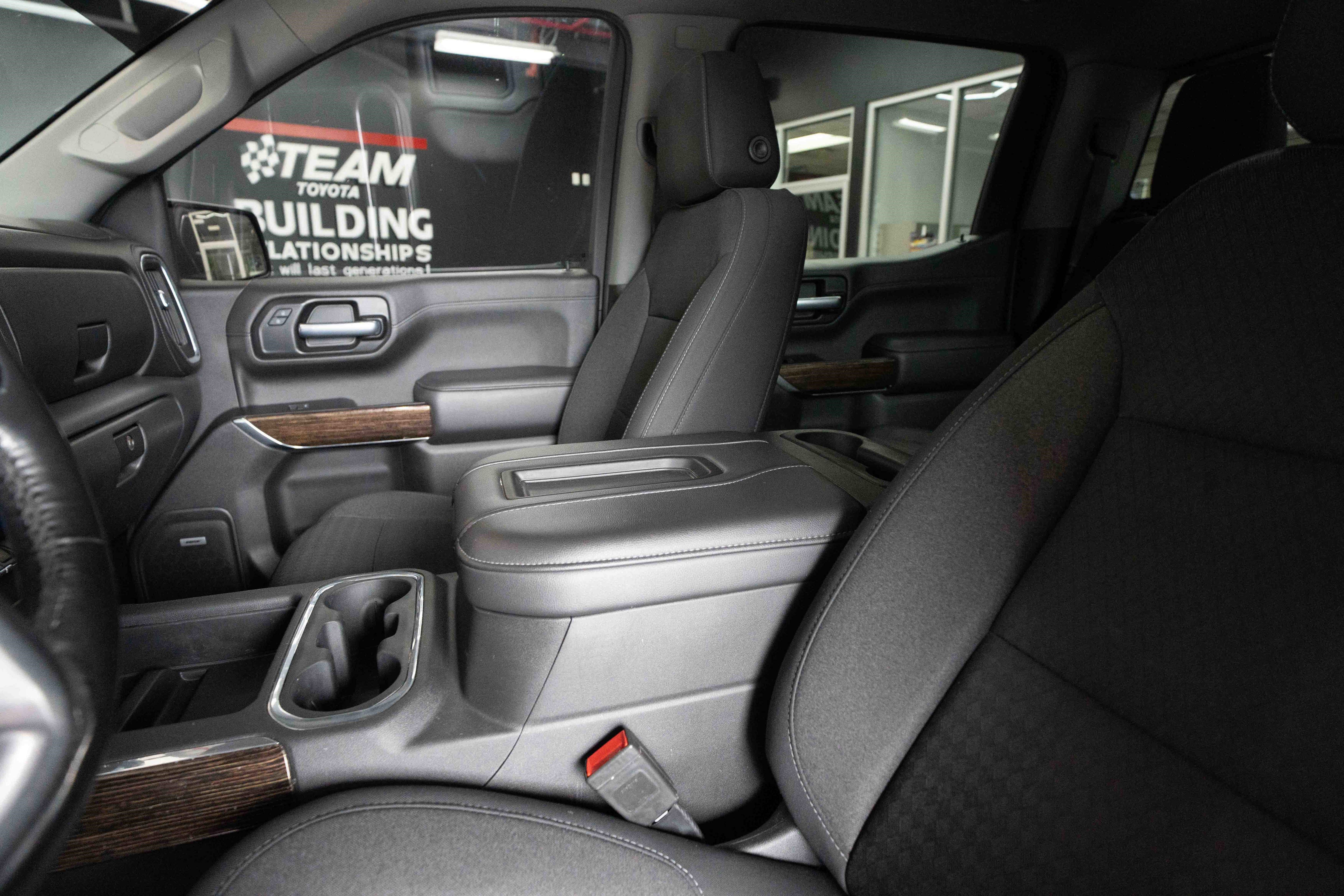 Used 2020 GMC Sierra 1500 Elevation w/ Elevation Value Package AWD/4WD image 10