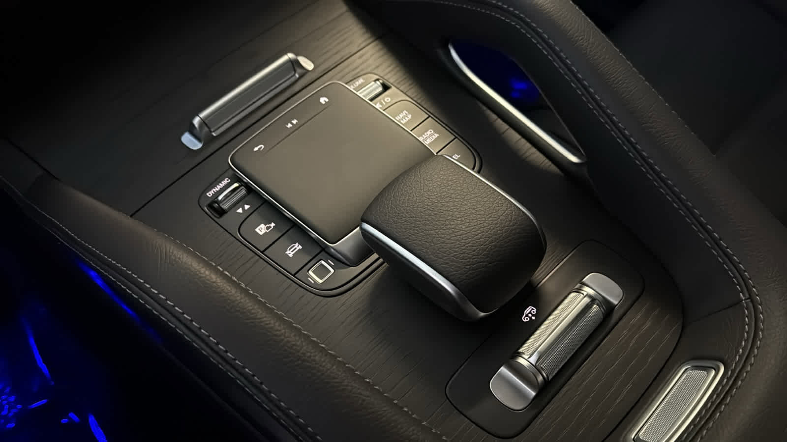 New 2026 Mercedes-Benz GLE 450 4MATIC image 24