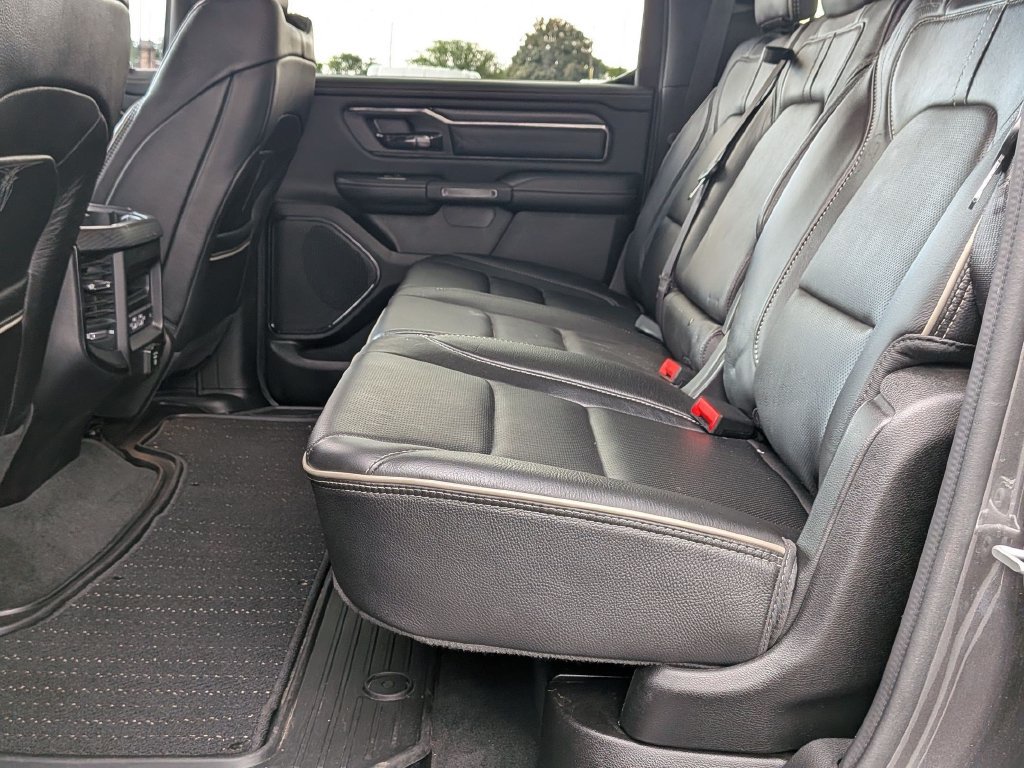 Used 2022 RAM 1500 Limited w/ Body-Colour Bumper Group AWD/4WD image 24