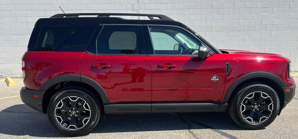 Used 2025 Ford Bronco Sport Outer Banks w/ Outer Banks Tech Package+ image 6