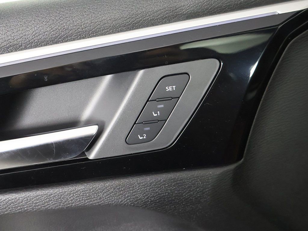 New 2025 Mitsubishi Outlander SEL image 42