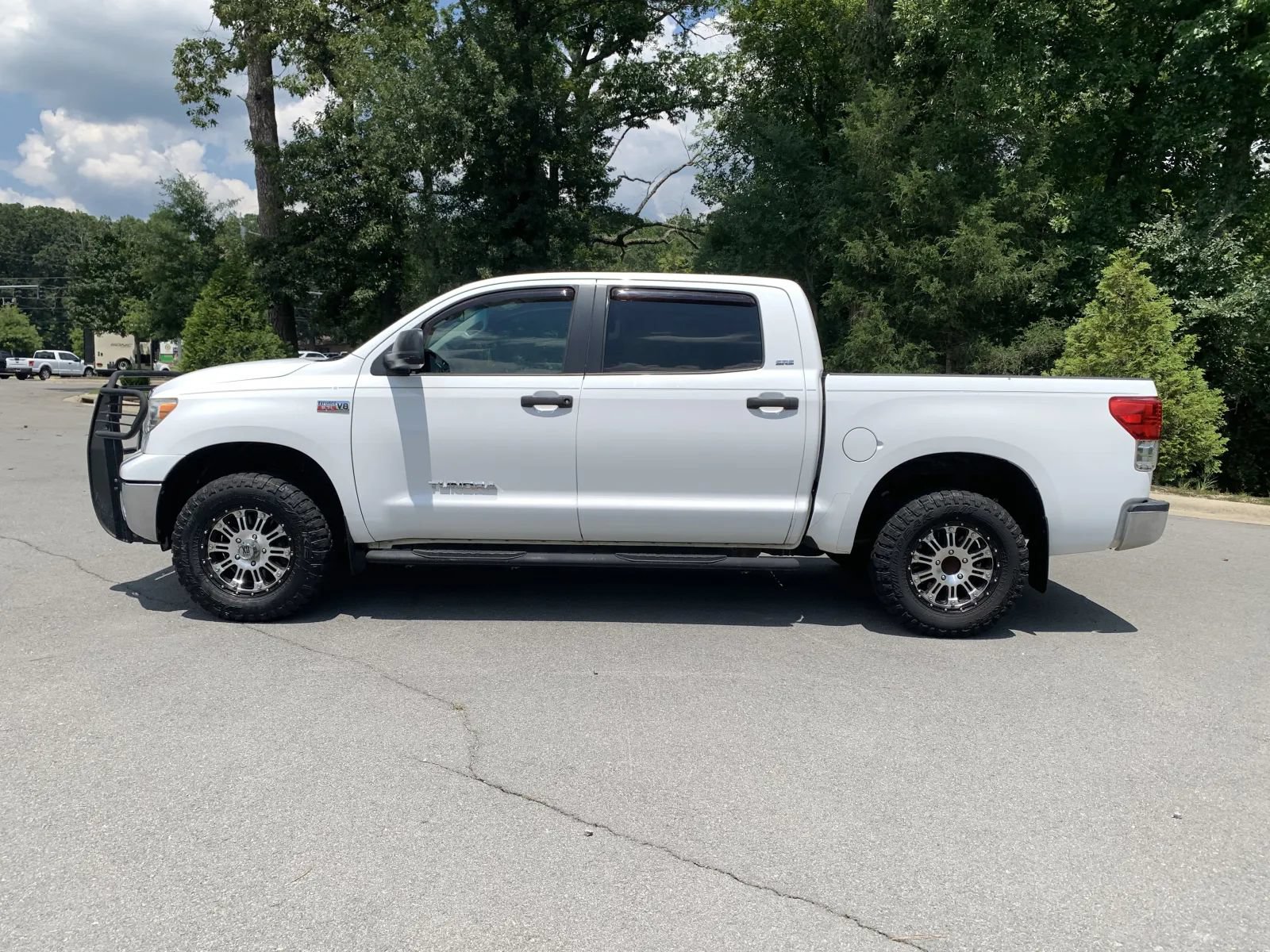 Used 2013 Toyota Tundra 2WD CrewMax w/ Tow Pkg image 4