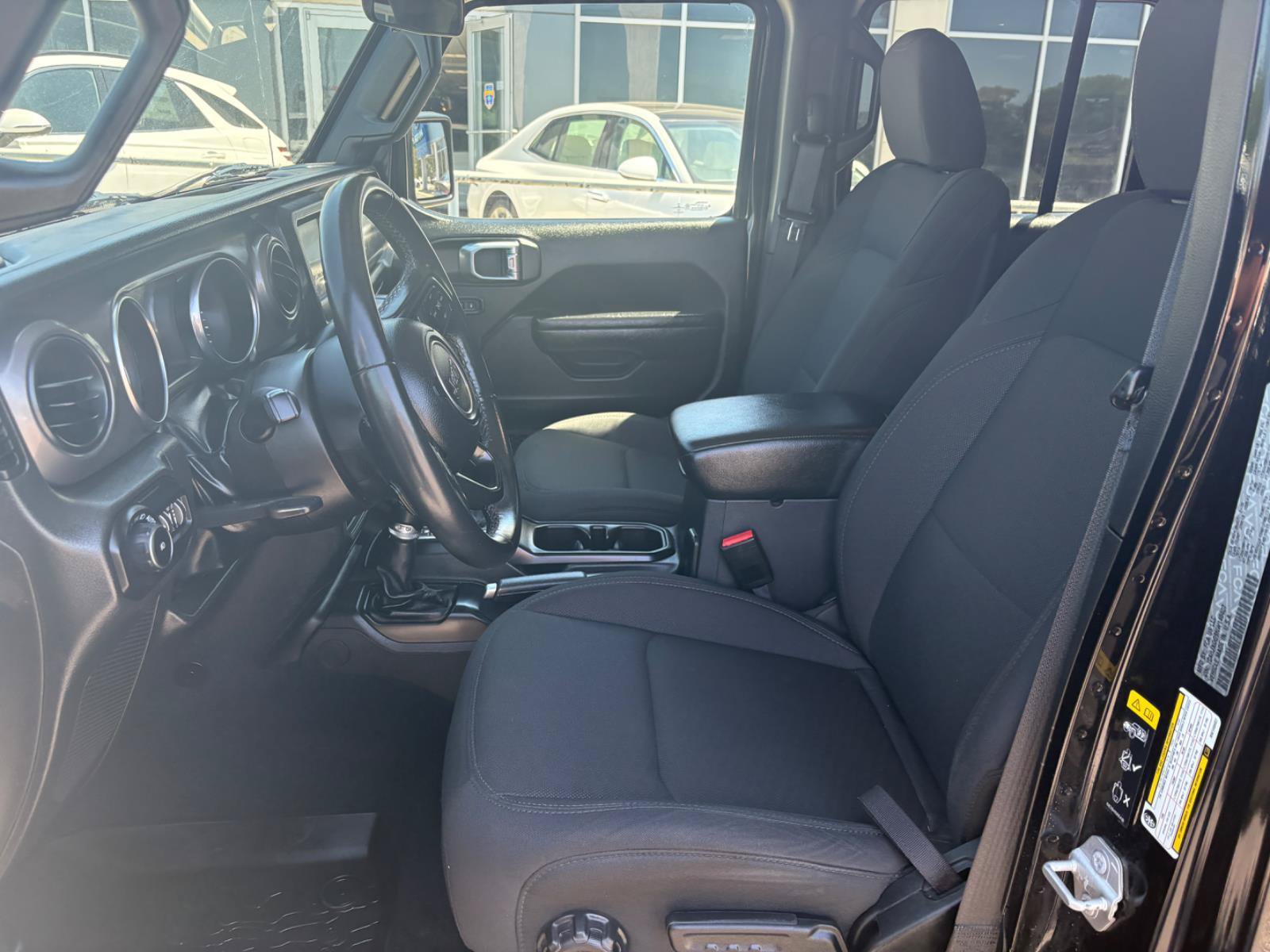 Used 2022 Jeep Wrangler Unlimited Sport AWD/4WD image 15
