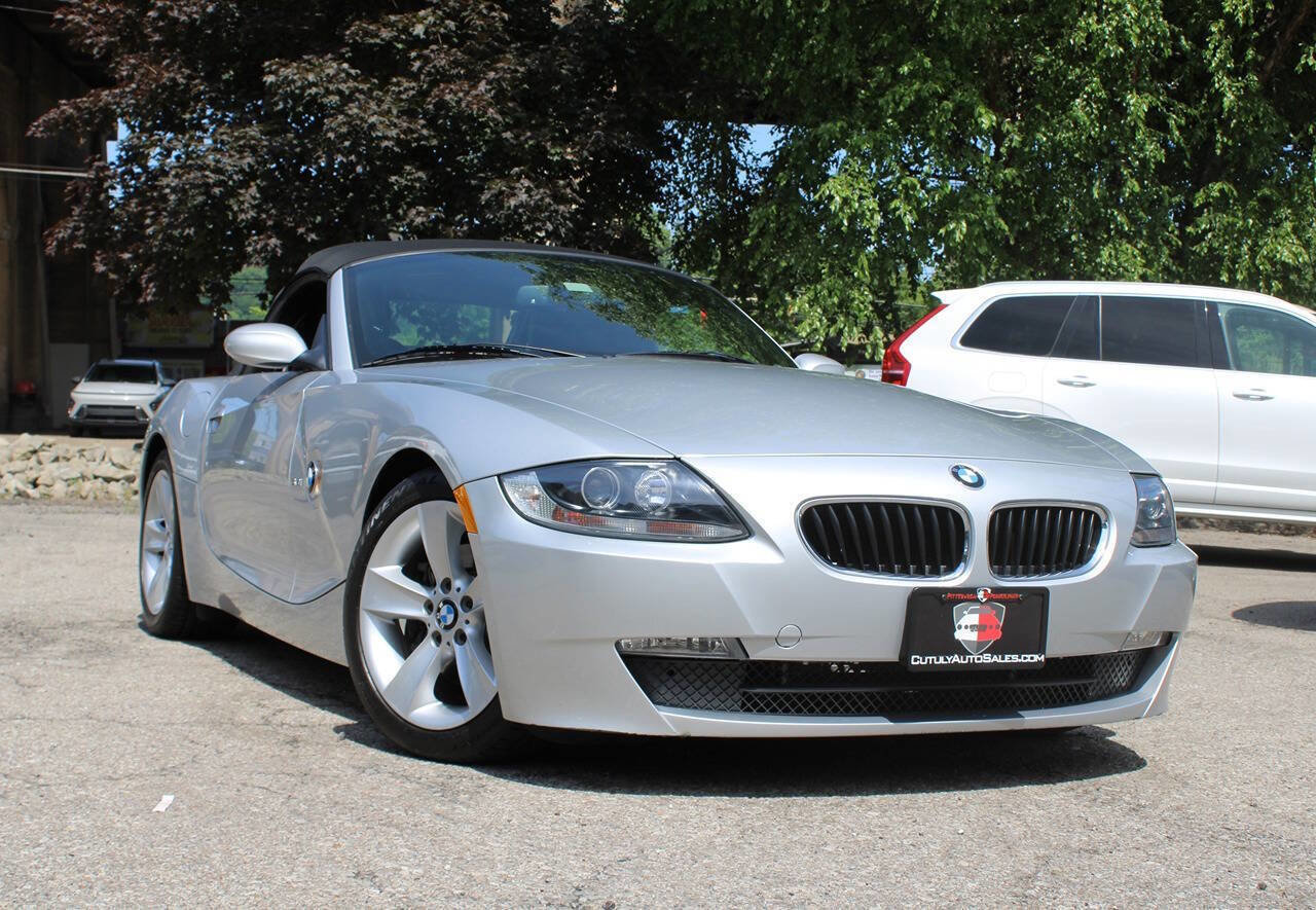 Used 2006 BMW Z4 3.0i RWD image 32
