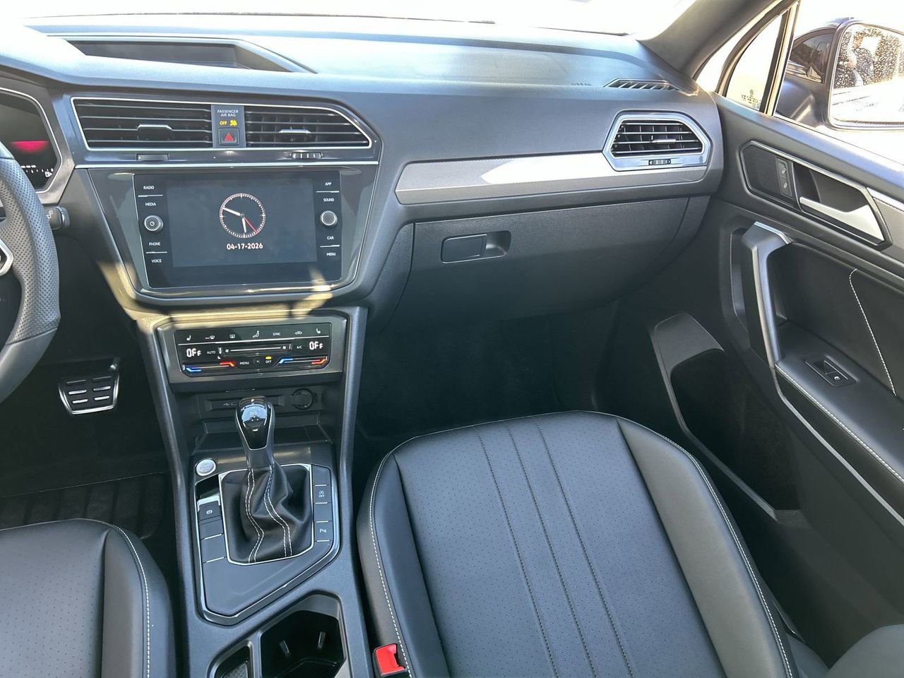 Certified 2024 Volkswagen Tiguan SE R-Line FWD image 13