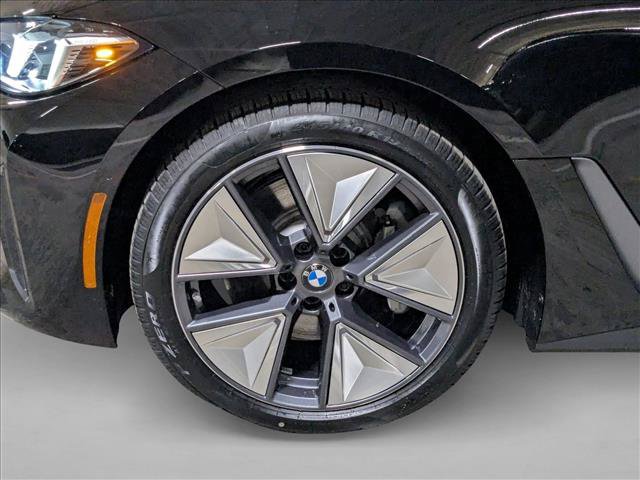 Used 2026 BMW i4 xDrive40i AWD/4WD image 19