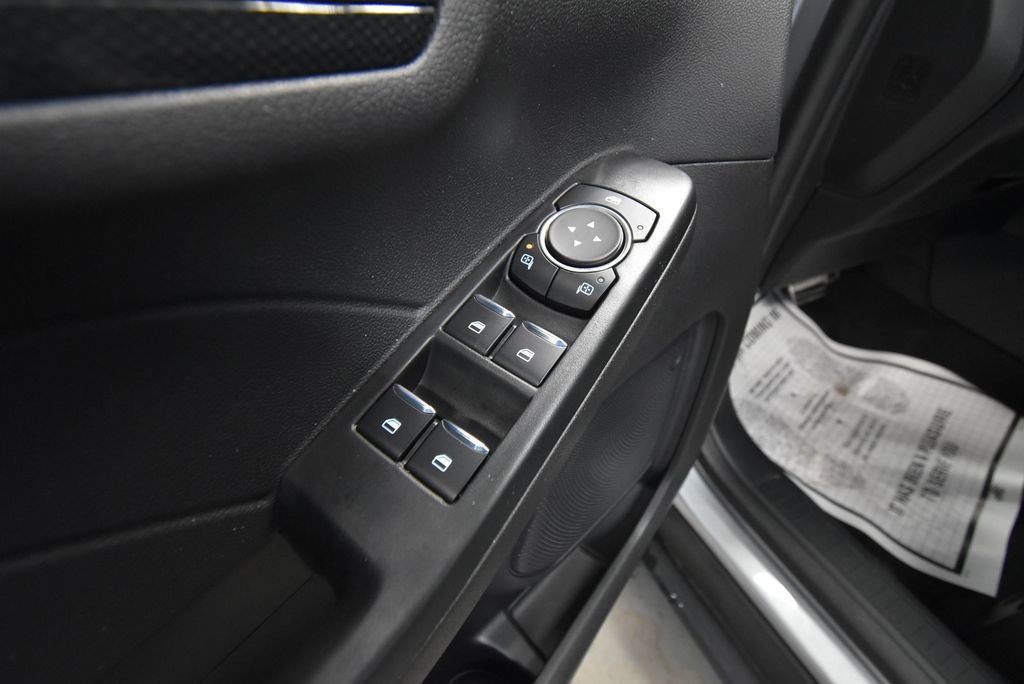 Used 2024 Ford Escape ST-Line w/ Tech Pack #1 image 6