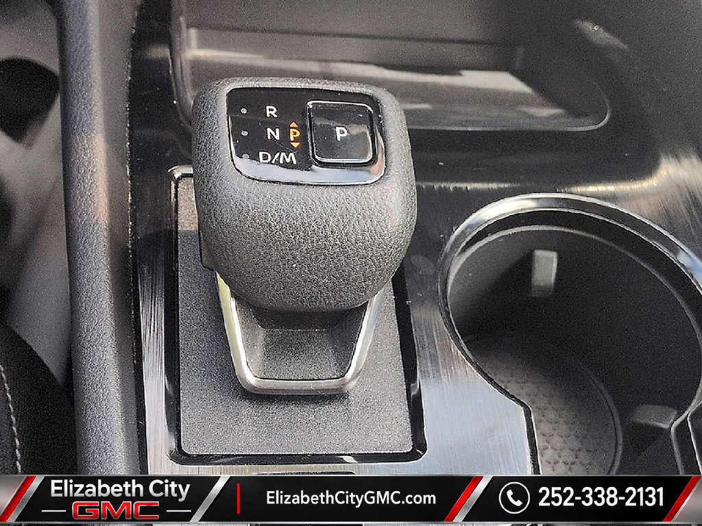 Used 2023 Nissan Rogue SV AWD/4WD image 16