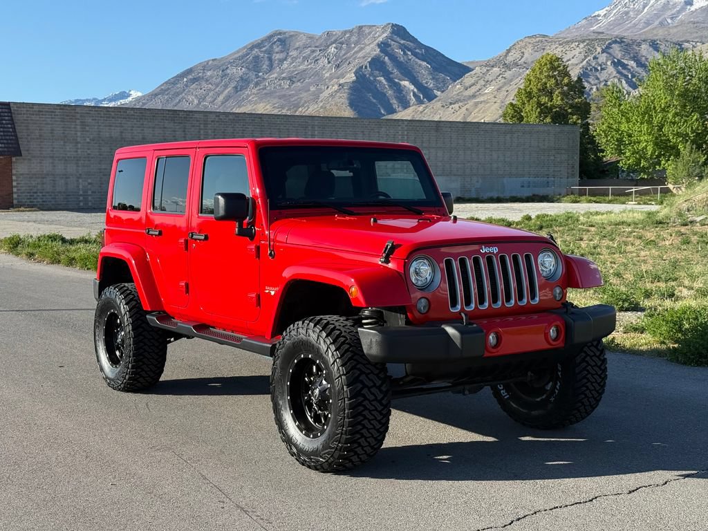 Used 2018 Jeep Wrangler Unlimited Sahara w/ Max Tow Package AWD/4WD image 1