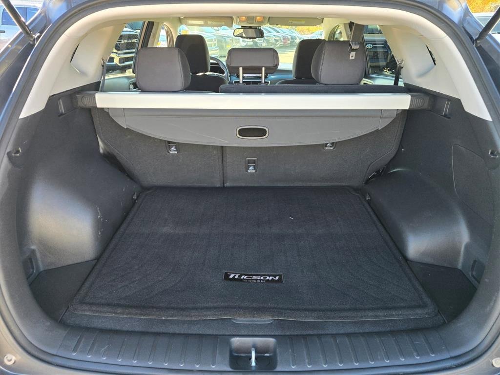 Used 2021 Hyundai Tucson SEL w/ Cargo Package image 26