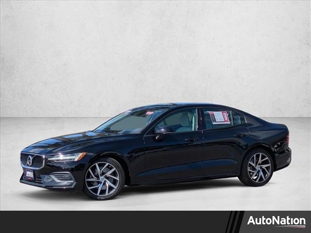 Used 2019 Volvo S60 T5 Momentum image 1