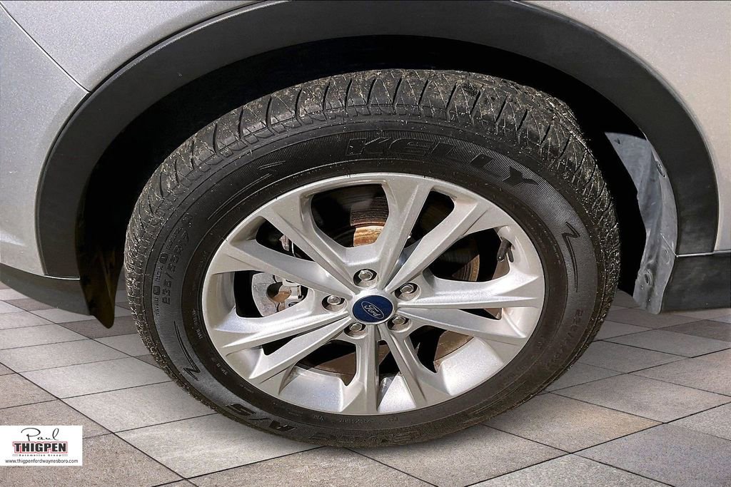 Used 2019 Ford Escape SE image 9