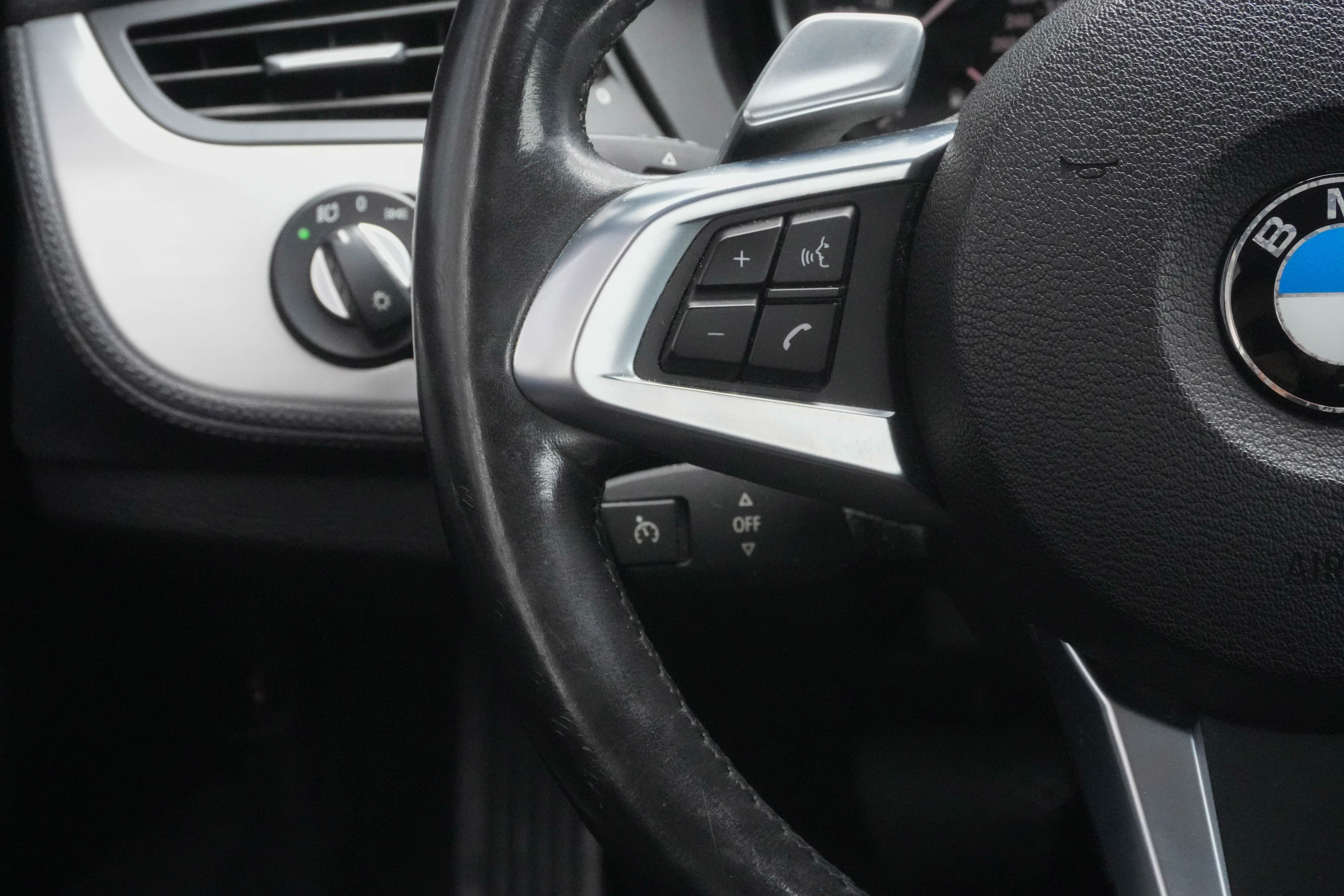 Used 2011 BMW Z4 sDrive35i RWD image 22