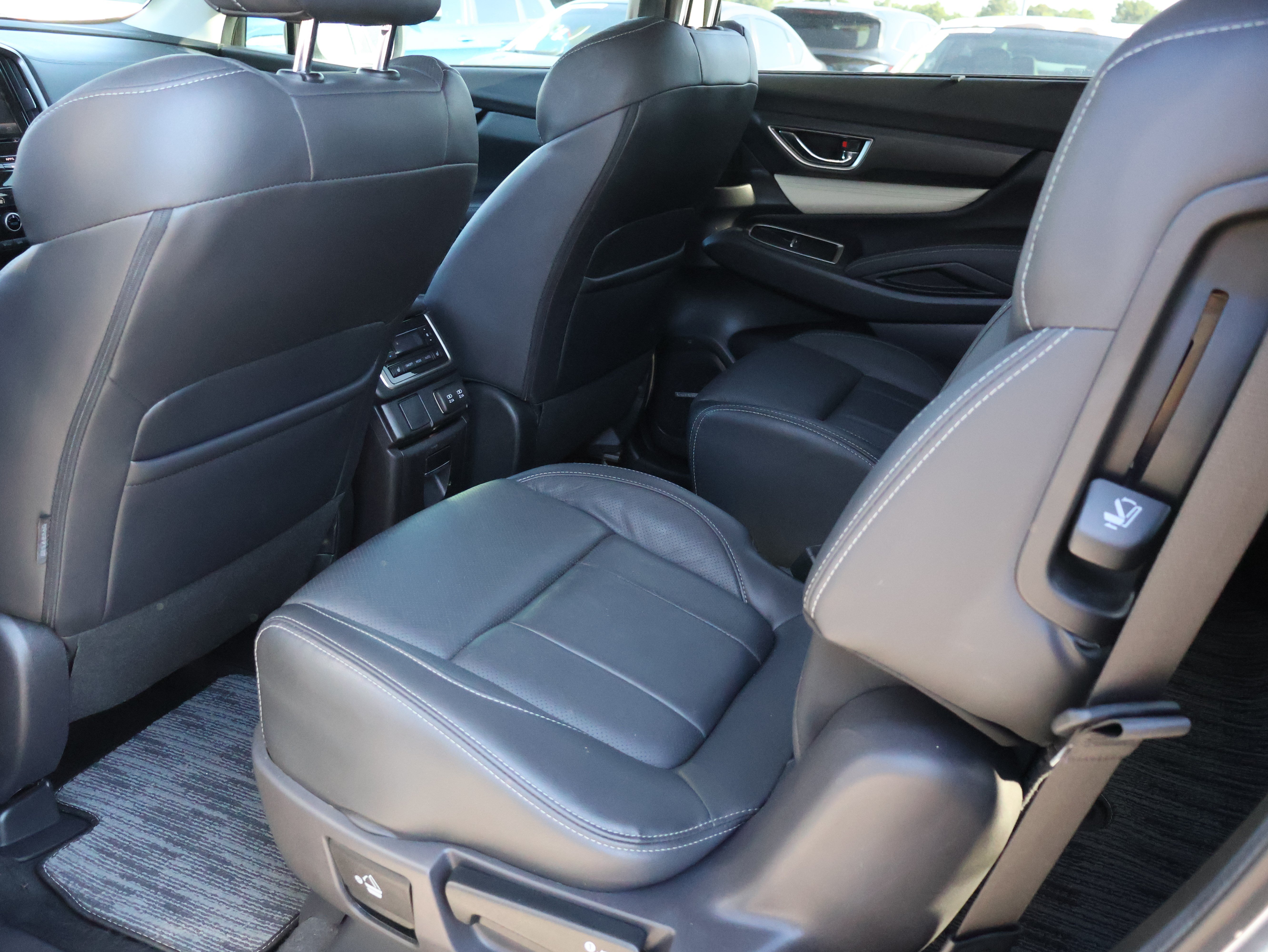 Used 2022 Subaru Ascent Limited w/ Technology Package AWD/4WD image 23