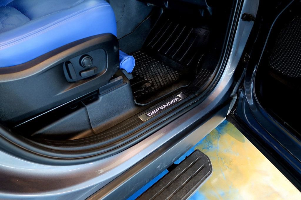 Used 2024 Land Rover Defender 110 X-Dynamic SE image 28