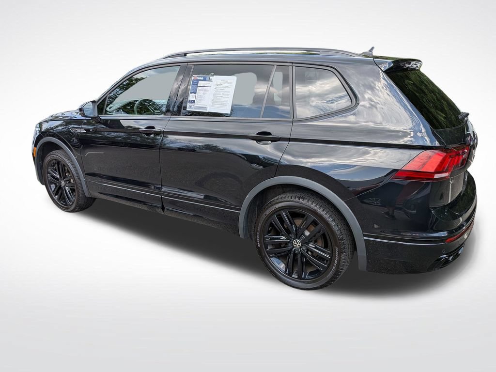 Used 2022 Volkswagen Tiguan SE R-Line AWD/4WD image 5