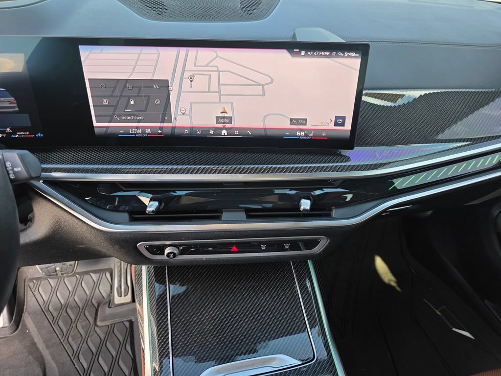 Certified 2025 BMW X7 M60i w/ Climate Comfort Package AWD/4WD image 24