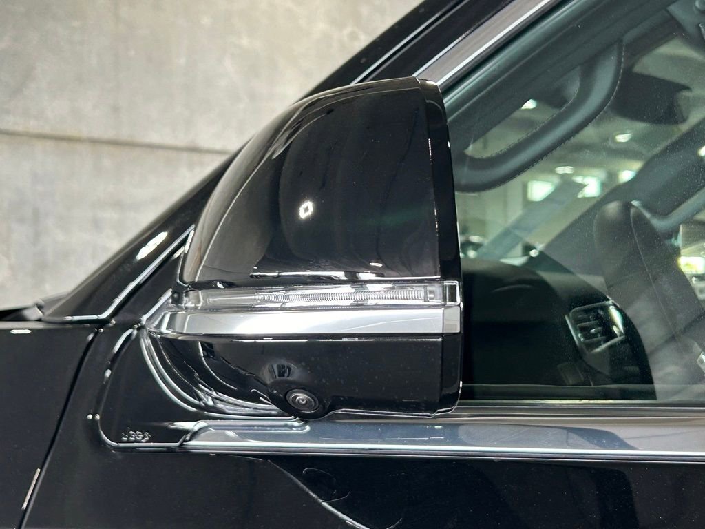 Used 2024 Jeep Grand Wagoneer L 4WD w/ HD Trailer Tow Package image 26