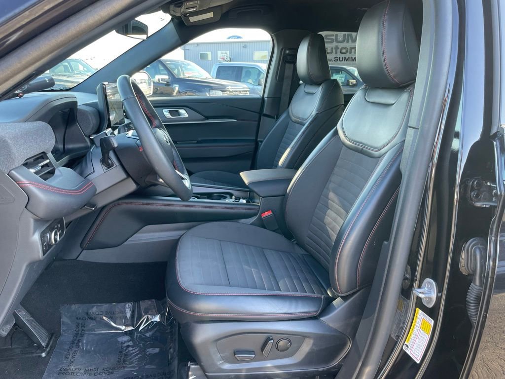 Used 2025 Ford Explorer ST-Line AWD/4WD image 7
