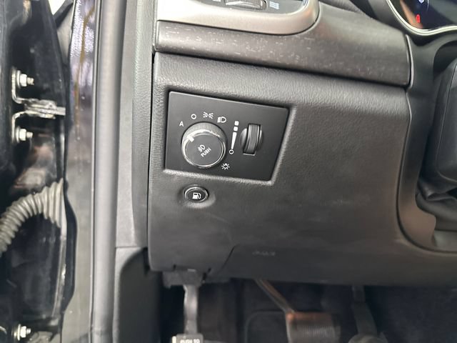Used 2018 Jeep Grand Cherokee Laredo AWD/4WD image 17