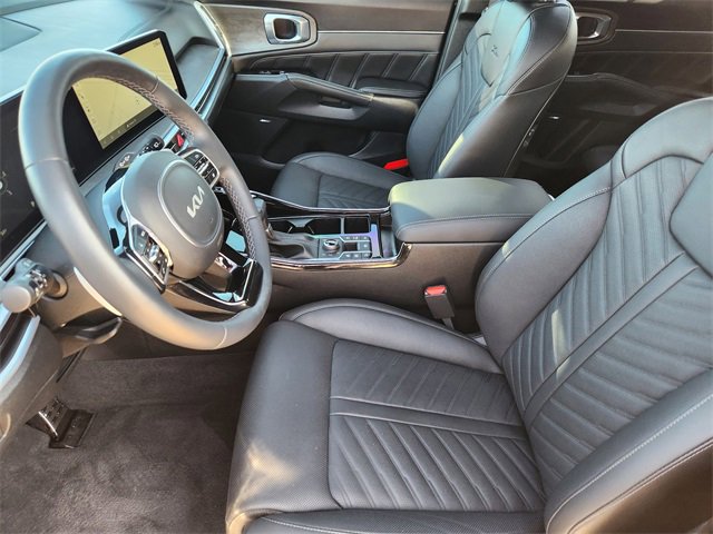 Certified 2025 Kia Sorento SX Prestige image 13